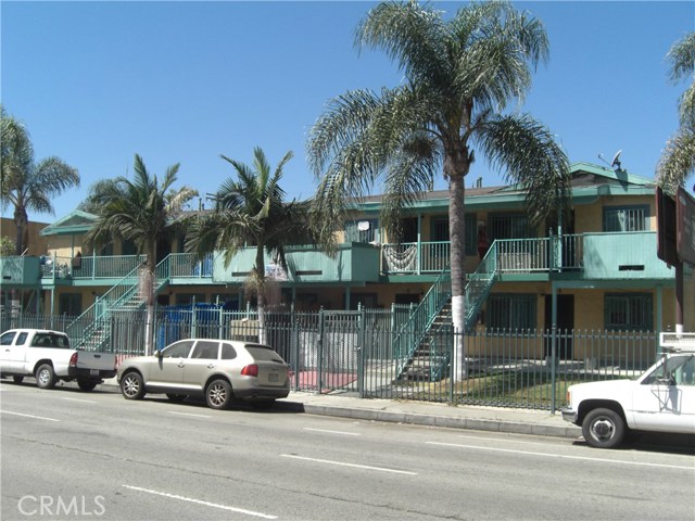 9427 S Broadway, Los Angeles, CA 90003