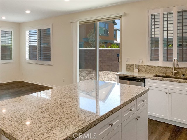 Detail Gallery Image 8 of 18 For 16523 Monteviejo St, Fontana,  CA 92336 - 3 Beds | 2/1 Baths