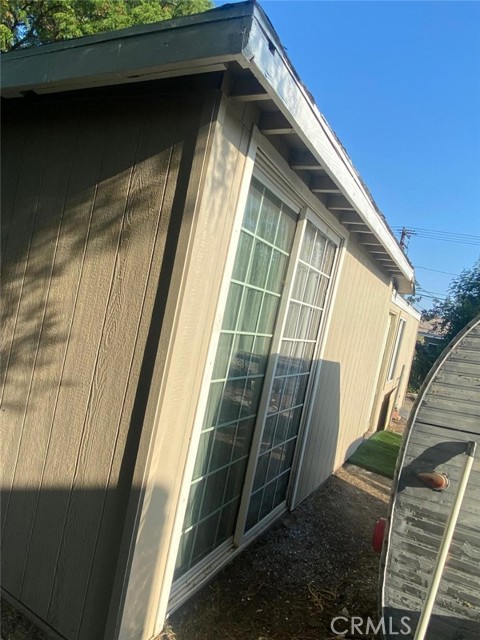 14748 Randall Avenue, Fontana CA: https://media.crmls.org/medias/eb77526a-3476-4f11-b654-36dc718cbe5e.jpg