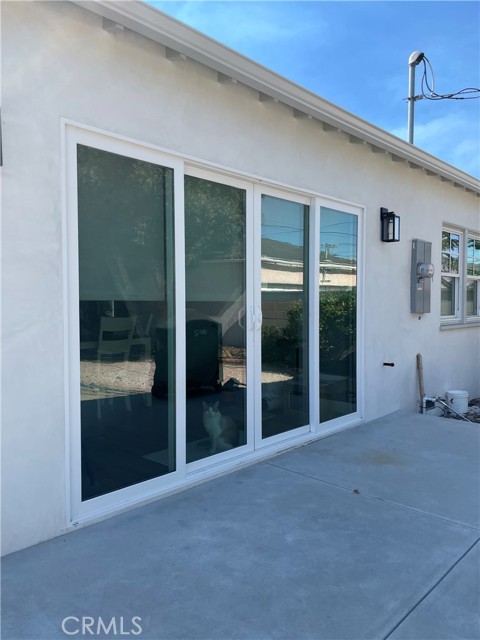8006 Bleriot Avenue, Los Angeles CA: https://media.crmls.org/medias/eb775584-6c93-418a-8bd4-b19e9b19b6ee.jpg