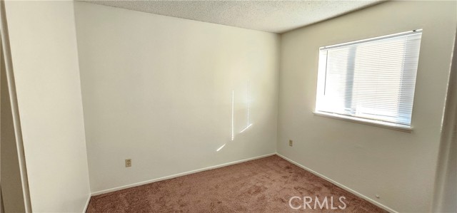 Detail Gallery Image 10 of 13 For 26295 Cardigan, Redlands,  CA 92374 - 3 Beds | 2/1 Baths