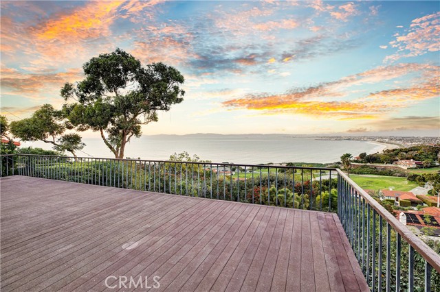 585 Via del Monte, Palos Verdes Estates, California 90274, 3 Bedrooms Bedrooms, ,2 BathroomsBathrooms,Residential,Sold,Via del Monte,PV22020081