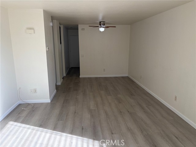 Detail Gallery Image 5 of 11 For 1209 Oxford Dr #C,  Redlands,  CA 92374 - 2 Beds | 2 Baths