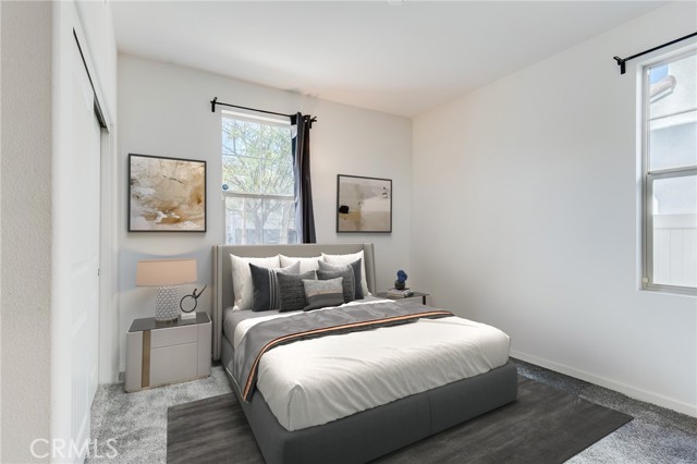 972 W Jasmine Way, Rialto CA: https://media.crmls.org/medias/eb78d8ca-f035-4fc0-85c7-2b57557f6ef0.jpg