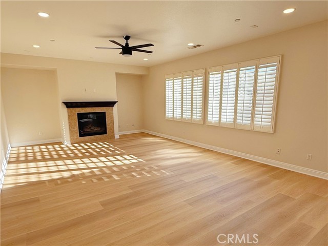 Detail Gallery Image 2 of 15 For 6870 Tourmaline Dr, Corona,  CA 92880 - 5 Beds | 3 Baths