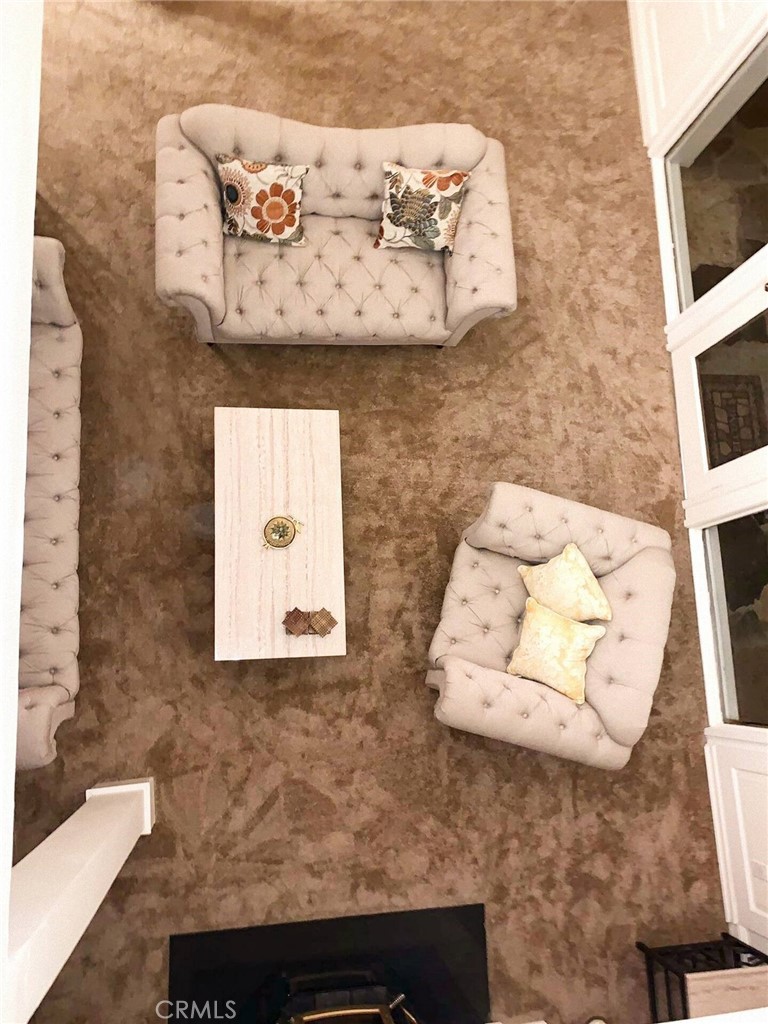 https://media.crmls.org/medias/eb796465-8586-4619-a426-4587ce85057d.jpg?preset=X-Large