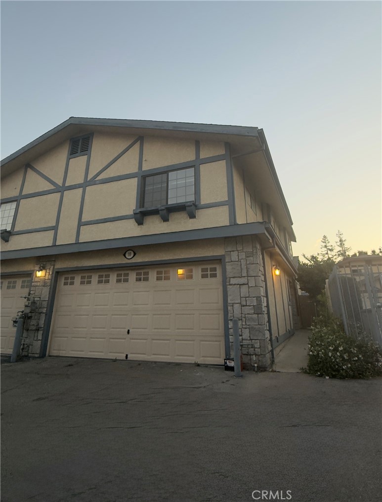 18435 Keswick Street #10