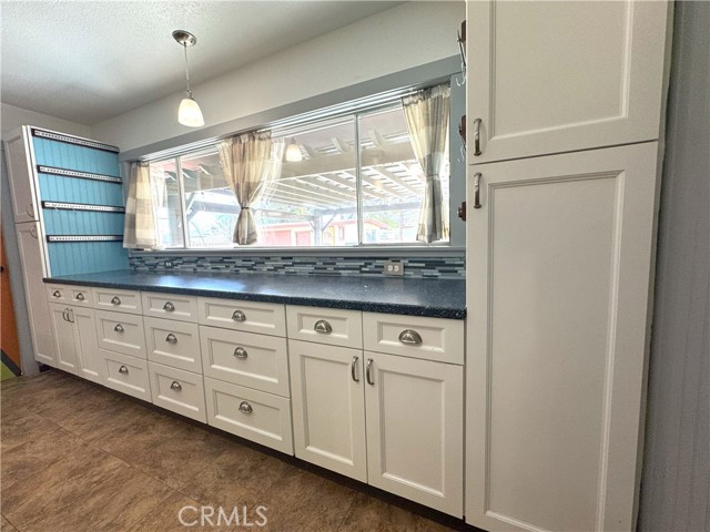 Detail Gallery Image 9 of 37 For 543 Weiman Ave, Ridgecrest,  CA 93555 - 3 Beds | 2 Baths