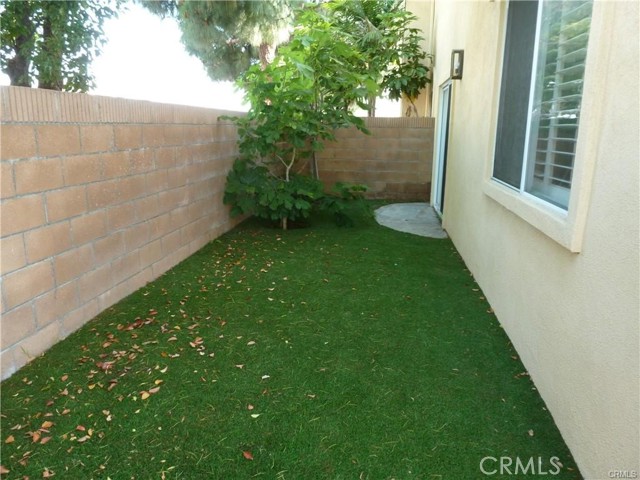 Detail Gallery Image 11 of 14 For 1888 Plaza Del Amo, Torrance,  CA 90501 - 4 Beds | 3 Baths