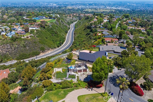 27691 Eastvale Road, Palos Verdes Peninsula CA: https://media.crmls.org/medias/eb7bde05-5016-46ff-9749-6e5464c0572f.jpg