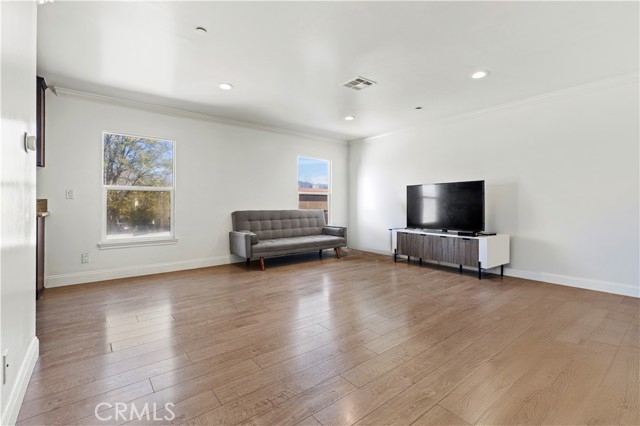 Detail Gallery Image 7 of 46 For 228 S San Marino Ave #B,  San Gabriel,  CA 91776 - 3 Beds | 3/1 Baths