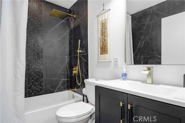 1980 E Rochelle Road, Palm Springs CA: https://media.crmls.org/medias/eb7bf93d-24fa-4c9e-a8ed-748139fe5cba.jpg