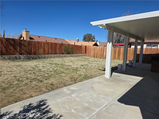 Detail Gallery Image 3 of 20 For 36839 Goldenview, Palmdale,  CA 93552 - 2 Beds | 1 Baths