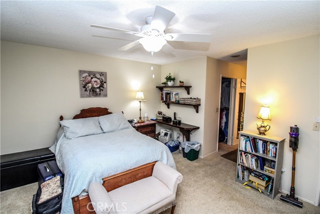 Detail Gallery Image 13 of 18 For 19065 Elm, Apple Valley,  CA 92308 - 2 Beds | 2 Baths