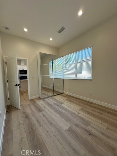 Detail Gallery Image 14 of 27 For 9998 Louise Ave, Northridge,  CA 91325 - 2 Beds | 1 Baths
