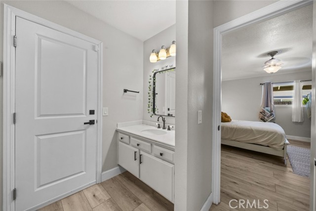 Detail Gallery Image 27 of 33 For 2019 Covington Ave, Simi Valley,  CA 93065 - 2 Beds | 2 Baths