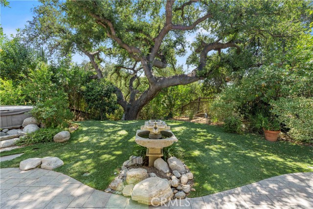 4359 Park Corona, Calabasas CA: https://media.crmls.org/medias/eb7d2736-fb66-42c7-a206-360d68332ed2.jpg