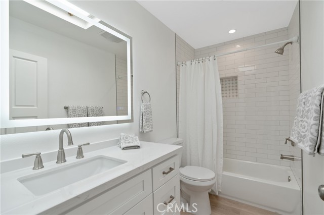 Detail Gallery Image 22 of 29 For 900 Cedar St #308,  El Segundo,  CA 90245 - 2 Beds | 2 Baths