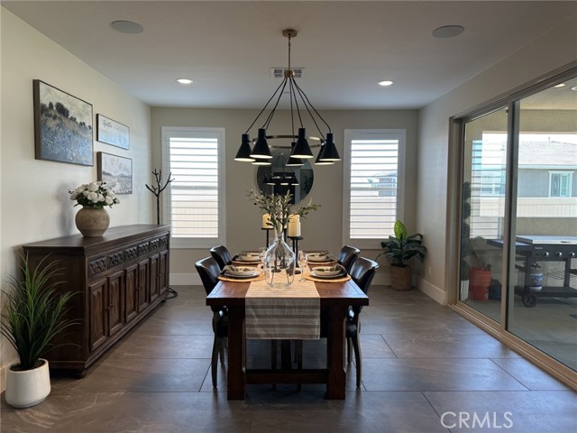 39767 Larkspur Terrace, Temecula CA: https://media.crmls.org/medias/eb7ee8c7-854a-4c17-8f43-9a1d7815697c.jpg