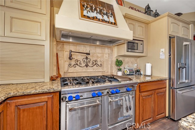 Detail Gallery Image 24 of 75 For 20711 Canyon Rd, Los Banos,  CA 93635 - 4 Beds | 3/1 Baths