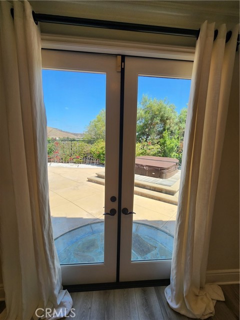 1 David Street, Ladera Ranch CA: https://media.crmls.org/medias/eb7f28d5-15e2-43c9-b88c-24c6f766f5aa.jpg