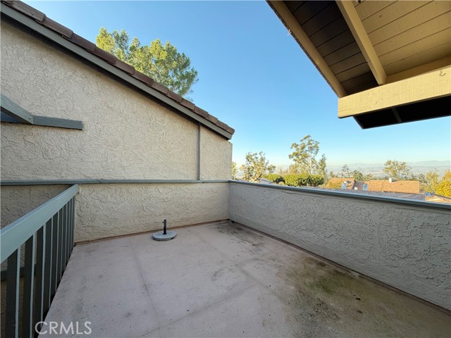 6519 E E Paseo Diego, Anaheim Hills CA: https://media.crmls.org/medias/eb7f3733-fc93-4d86-92b1-f336a670b977.jpg