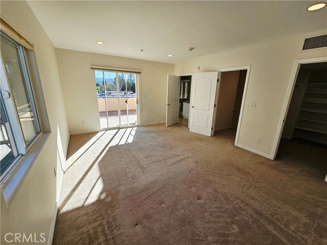 Detail Gallery Image 24 of 32 For 4732 Radford Ave #3,  Valley Village,  CA 91607 - 3 Beds | 3 Baths