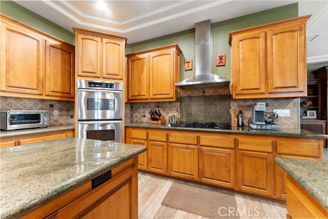 Detail Gallery Image 28 of 73 For 16905 Silver Star Ct, Riverside,  CA 92506 - 4 Beds | 4 Baths