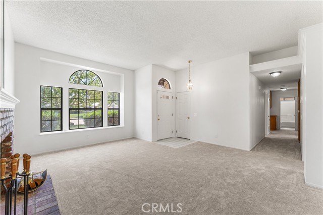 Detail Gallery Image 7 of 38 For 38027 Raintree, Palmdale,  CA 93552 - 3 Beds | 2 Baths