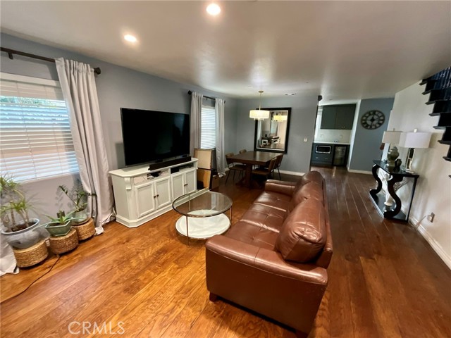 Detail Gallery Image 3 of 33 For 511 Jacmar Dr, Montebello,  CA 90640 - 3 Beds | 2/1 Baths