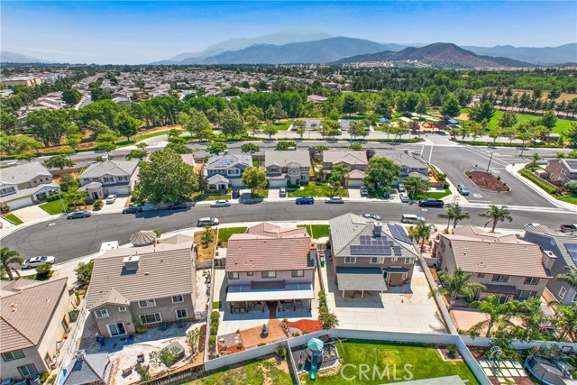 31 Newburn Court, Beaumont CA: https://media.crmls.org/medias/eb80682a-f195-4d37-8411-ac88849d25b0.jpg