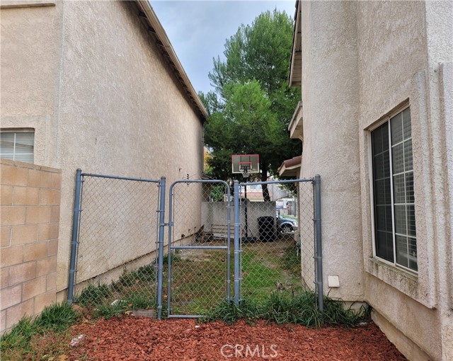 6682 Austin Court, Rancho Cucamonga CA: https://media.crmls.org/medias/eb80d425-a212-4640-9a5d-c5ef76e54f03.jpg
