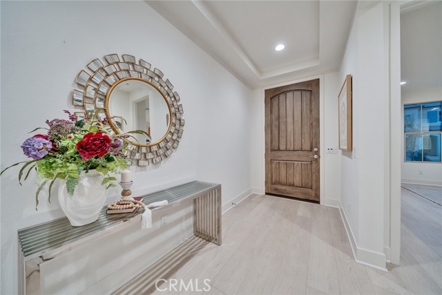 Detail Gallery Image 4 of 45 For 241 Collino, Irvine,  CA 92602 - 5 Beds | 4/1 Baths