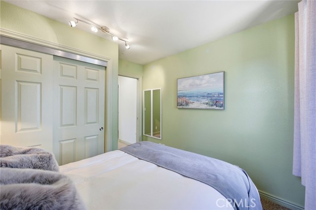 528 Brentwood, Lake Arrowhead CA: https://media.crmls.org/medias/eb817fc1-f9f7-4634-95ae-7ffe844605bb.jpg