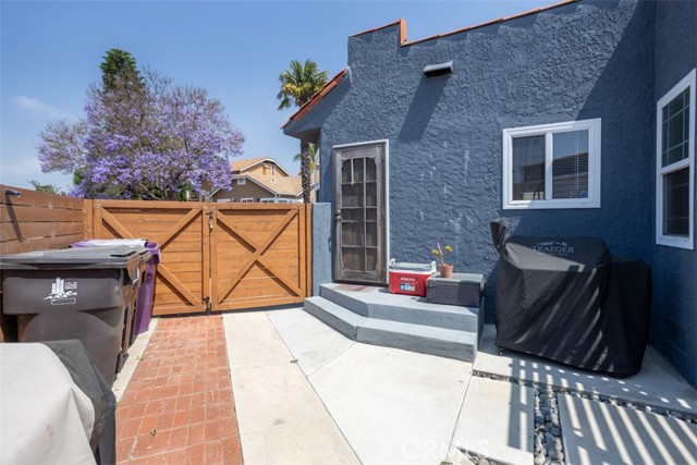 782 Belmont Avenue, Long Beach, California 90804, 2 Bedrooms Bedrooms, ,1 BathroomBathrooms,Single Family Residence,For Sale,Belmont,PW24126704