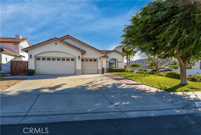 Detail Gallery Image 3 of 36 For 23025 Twinflower, Wildomar,  CA 92595 - 4 Beds | 2 Baths