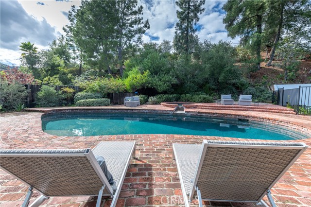 Detail Gallery Image 34 of 45 For 17153 Adlon Rd, Encino,  CA 91436 - 5 Beds | 5/1 Baths