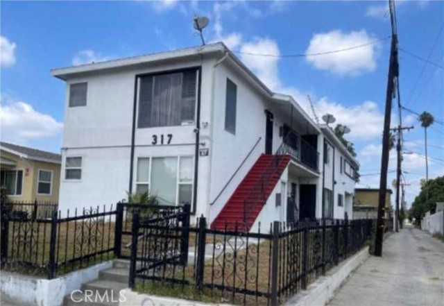 Detail Gallery Image 10 of 33 For 317 W 76th #1,  Los Angeles,  CA 90003 - 2 Beds | 1 Baths