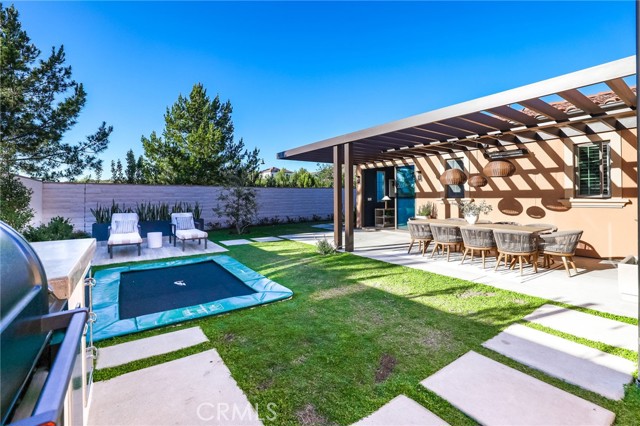 Detail Gallery Image 33 of 73 For 103 Vigna, Irvine,  CA 92602 - 5 Beds | 4/1 Baths