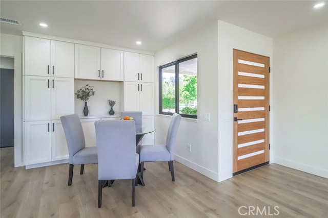 Detail Gallery Image 8 of 34 For 26120 Adamor Rd, Calabasas,  CA 91302 - 4 Beds | 2 Baths