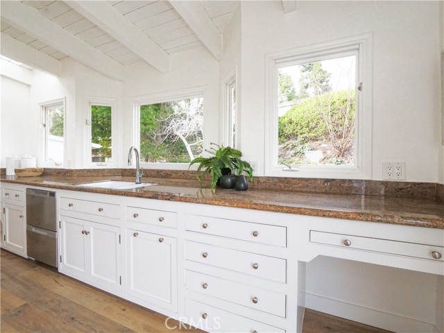 More kitchen and windows!