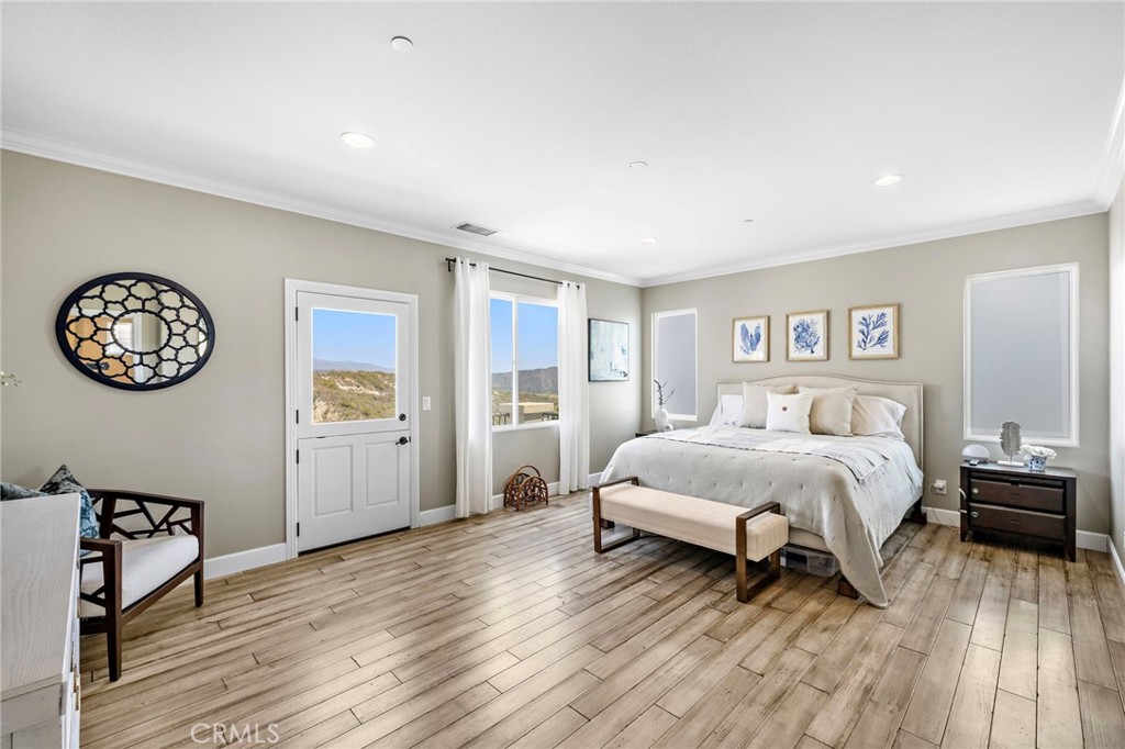 Eb8601c5 E7dc 4d18 Ac8e E2bd0d1680d8