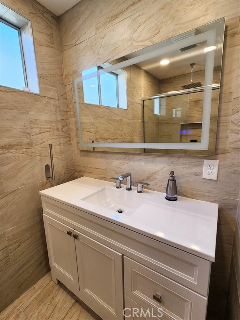 4297 Moonstone Drive, Los Angeles CA: https://media.crmls.org/medias/eb8694d3-cf65-42fa-b639-d3b478476fa1.jpg
