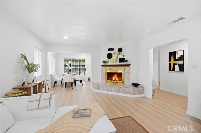 Detail Gallery Image 9 of 41 For 728 Richbrook, Claremont,  CA 91711 - 3 Beds | 2 Baths