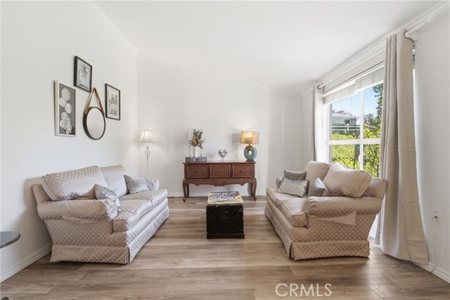 2 Bed Home for Sale in Newhall, California