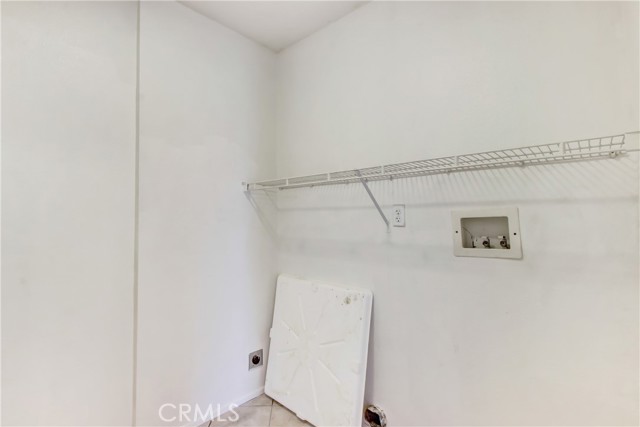 Detail Gallery Image 11 of 17 For 31757 Canyon Estates, Lake Elsinore,  CA 92532 - 3 Beds | 2/1 Baths