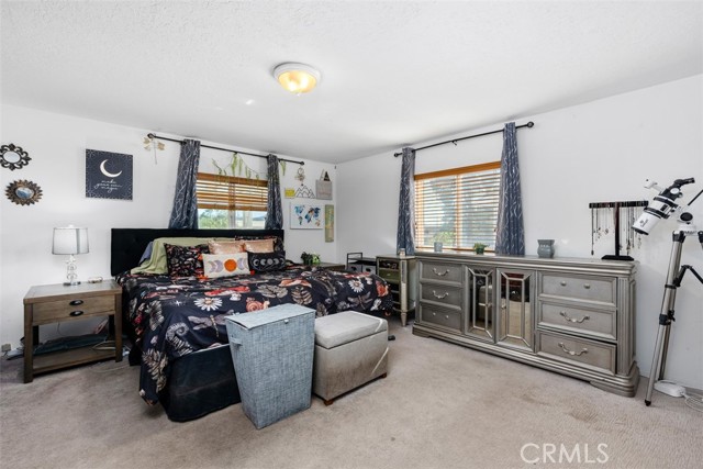 33075 Grand Avenue, Winchester CA: https://media.crmls.org/medias/eb89fe84-22d0-446d-bc99-2339d24dc9f4.jpg