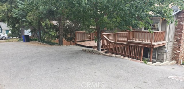 Detail Gallery Image 2 of 33 For 31465 Pinehurst, Running Springs,  CA 92382 - 4 Beds | 2 Baths