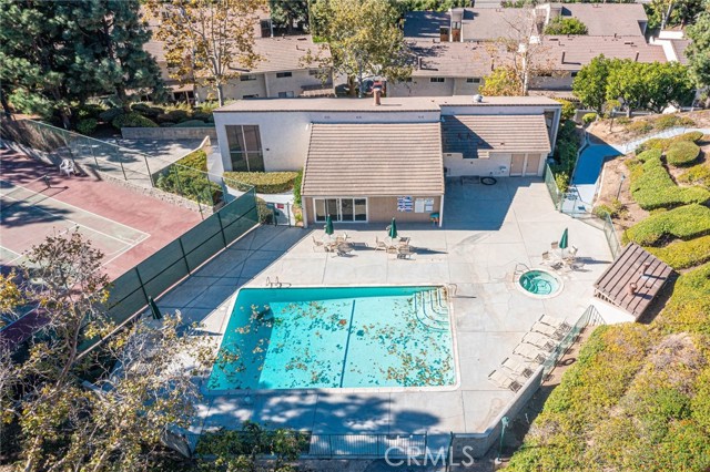 Detail Gallery Image 11 of 40 For 2238 Vista Del Sol, Fullerton,  CA 92831 - 2 Beds | 2/1 Baths