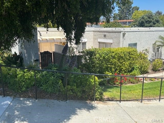 Front Image Thumbnail for CROC26037892